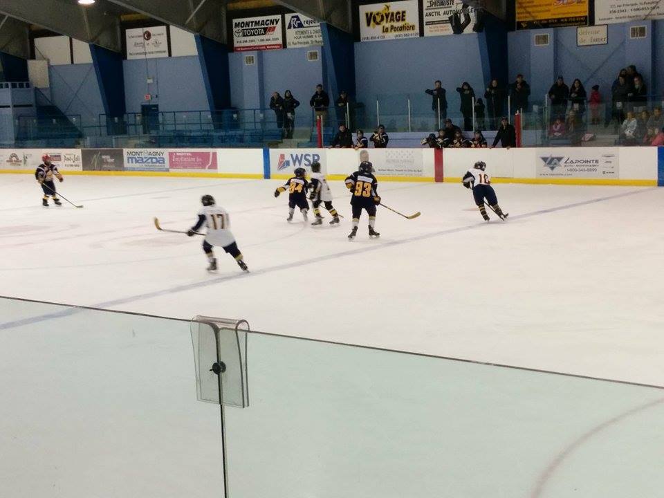 Alli&eacute;s de montmagny-l'islet les alli&eacute;s de montmagny-l'islet regroupent les joueurs de hockey mineur dans les niveaux atome, peewee, bantam, midget et junior des r&eacute;gions de montmagny, st-jean-port-joli et st-pamphile.&nbsp;les joueurs de st-pamphile sont repr&eacute;sent&eacute;s au conseil d'administration par trois membres de l'association de hockey mineur l'islet-sud. les alli&eacute;s font partie de la&nbsp;lcrse&nbsp;pour les joueurs de simple lettre et de la&nbsp;lhqca&nbsp;dans le double lettre. il est possible de faire le paiement de l'inscription en 2 versements. inscription&nbsp; groupe facebook 
